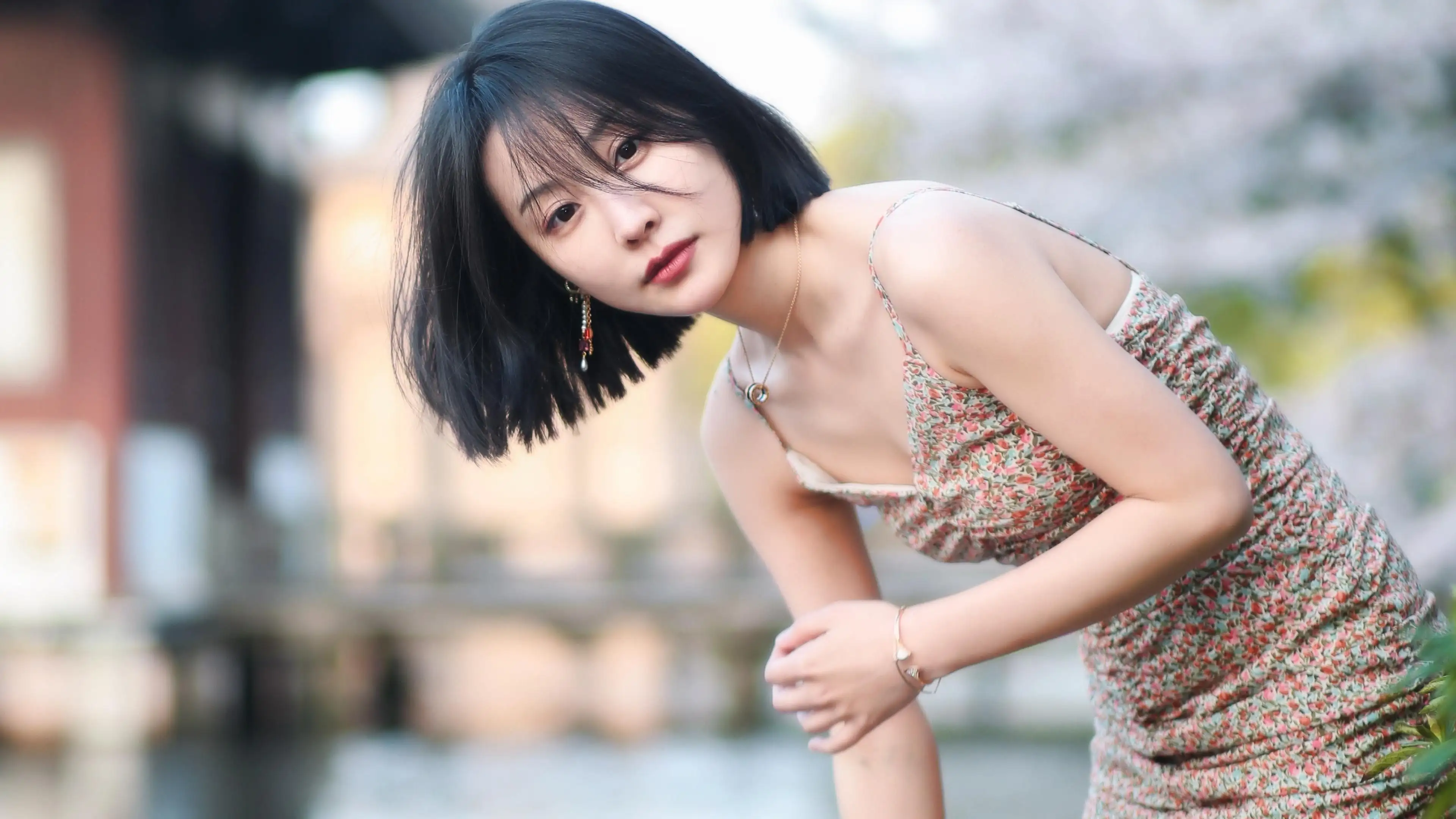 博尔塔拉成都伴游小姐姐雅美