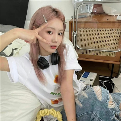 博尔塔拉伴游女生左惜筠的资料